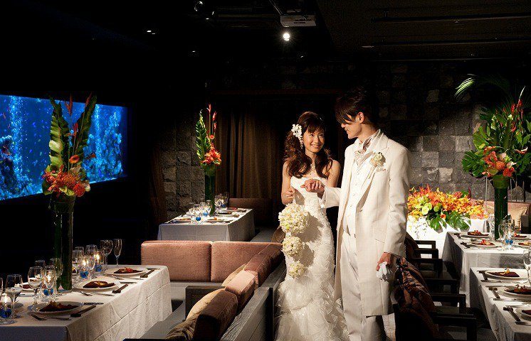 麻布十番 ライム 二次会 パーティー イメージ写真 新郎新婦あり 05 結婚式二次会 貸切会場を探す お祝金 ディズニー付 パーティーレーベル