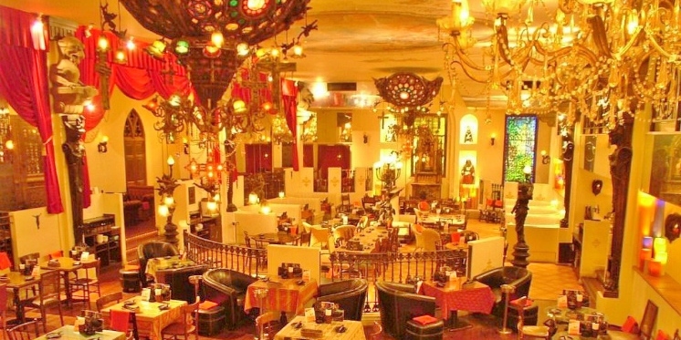 閉店】キリストンカフェ東京の結婚式二次会・貸切情報【お祝金