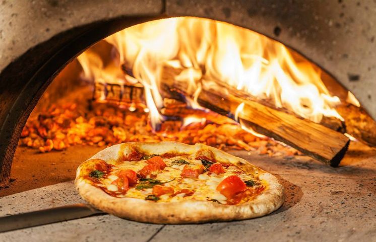 pizza-grill-yokohama-paradise